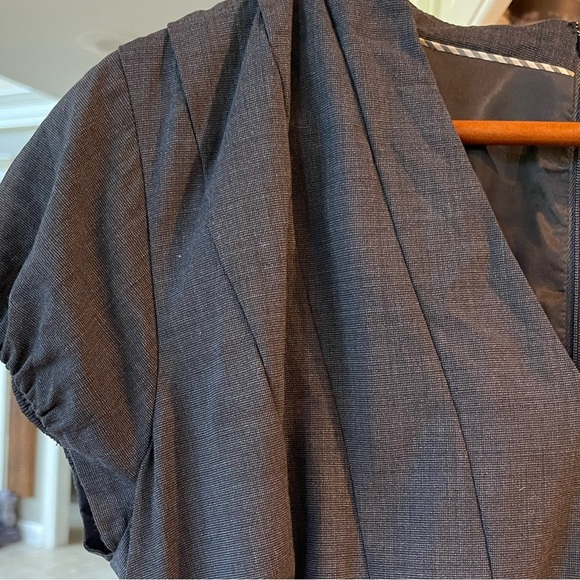 🔥💙Banana Republic deep navy stretch all season wool dress size 6 + belt. CUTE! - Picture 9 of 9